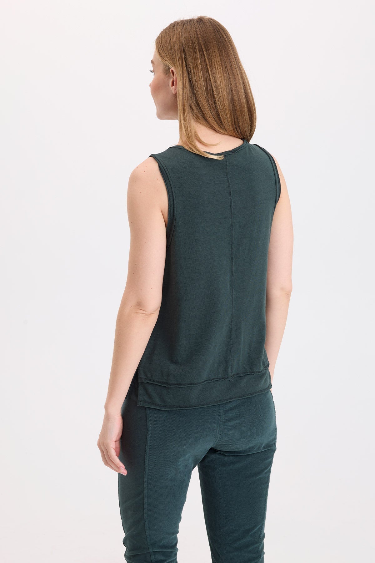 Wearables Fosca Slub Jersey Tiered Hem Tank Vining Ivy Pigment - XCVI