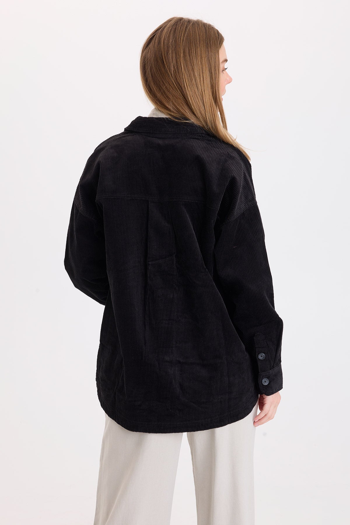 Wearables Lincoln Corduroy Shacket Black - XCVI