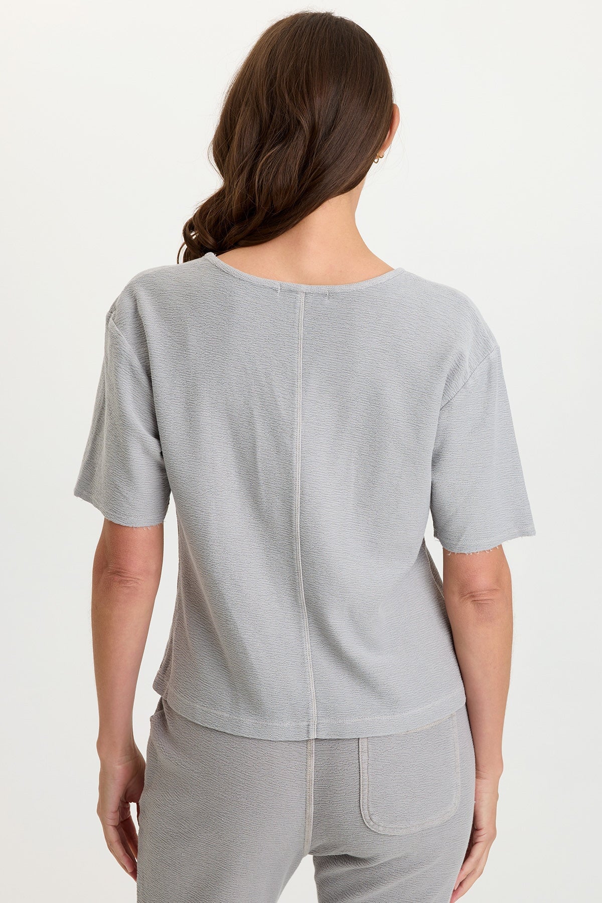 Lorn 100% Cotton Crepe Knit Short Sleeve V-Neck Tee Soft Pebble Pigment - XCVI