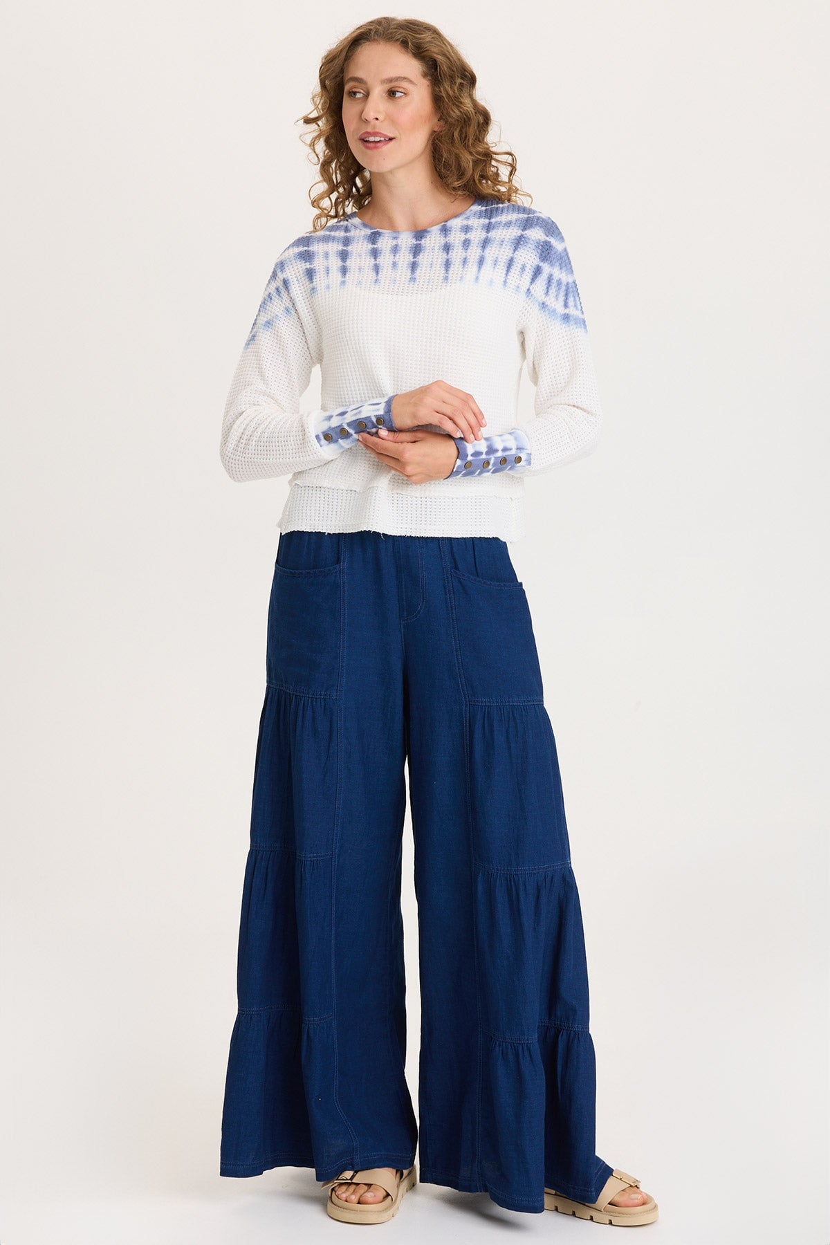 Long Ribbed Buttoned Cuffs Thermal Long Sleeve Kelsoe Crew Neck Anomalous Wash Anchor - XCVI
