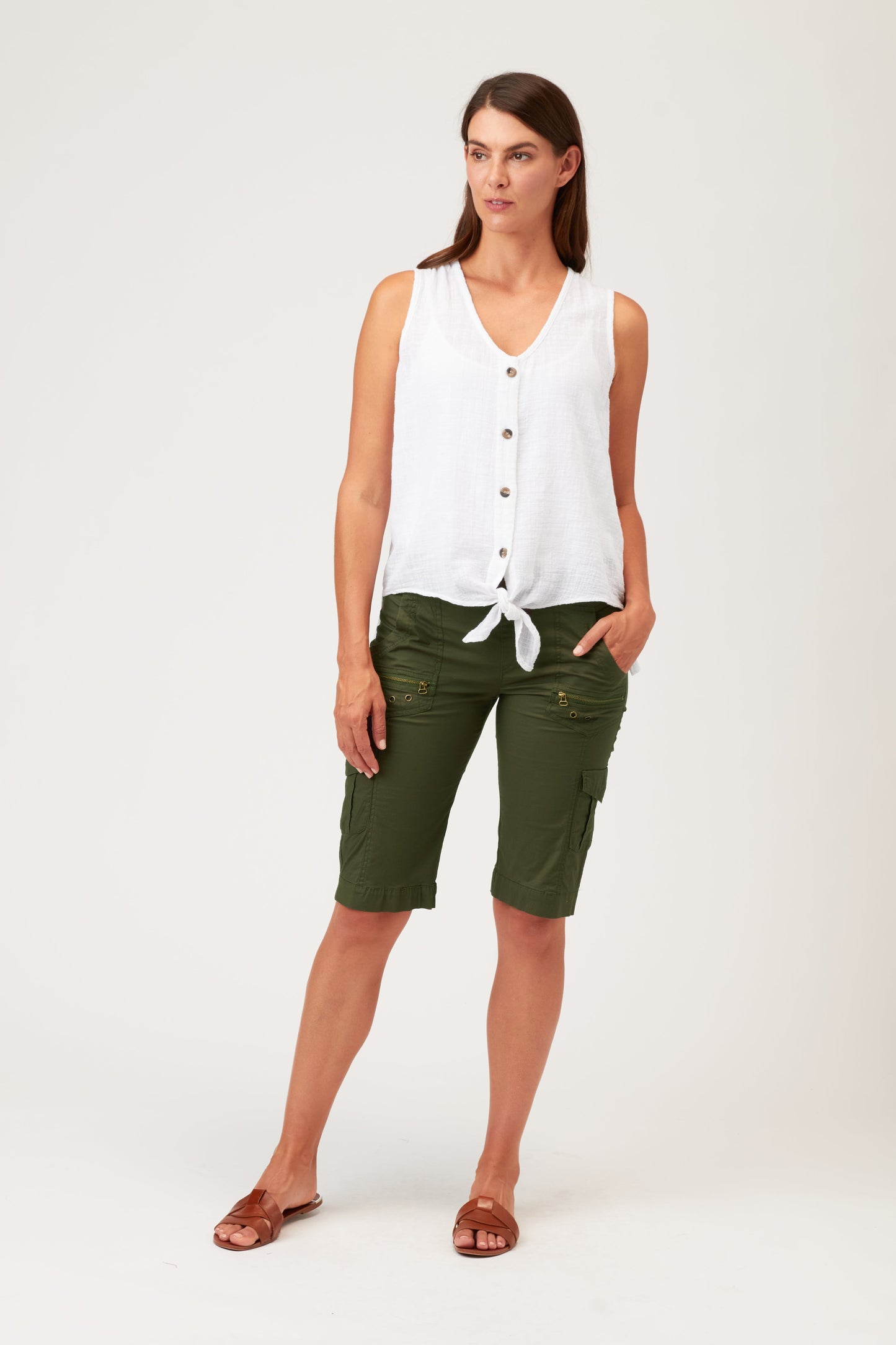 Zola Bermuda Short in Olive Olive - XCVI