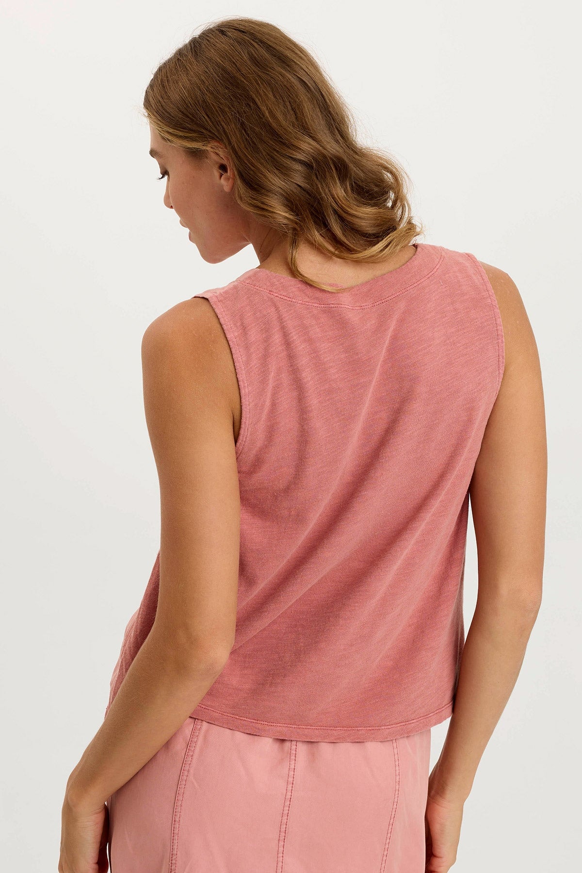 Massimo Twill + Jersey Essential Wide-Neck Tank Cherry Fizz Pigment - XCVI