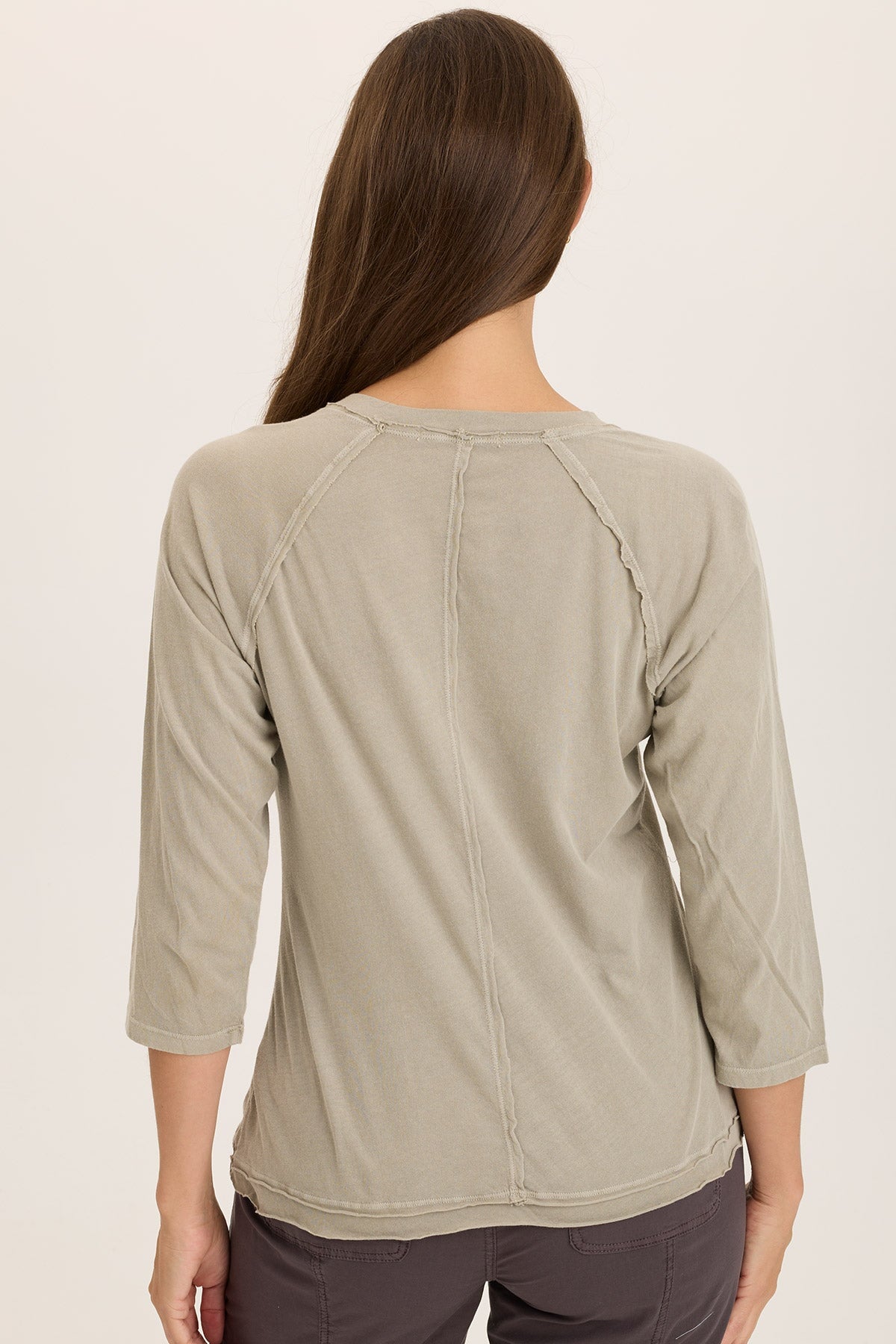Wearables Maven Soft Jersey 3/4-Sleeve V-Neck Tee Ripple Pigment - XCVI