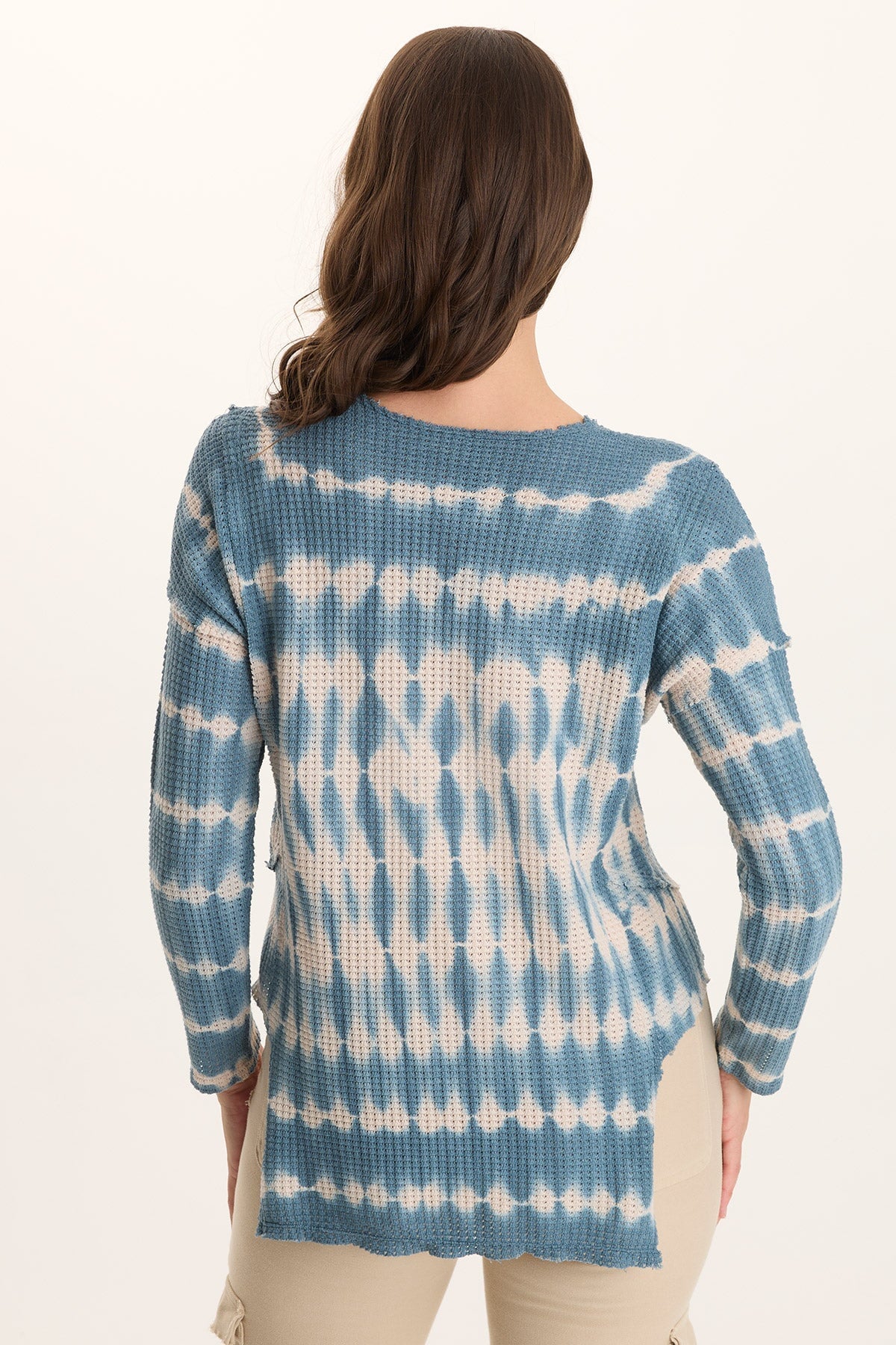 Arnie Thermal Asymmetrical Hem V-Neck Long-Sleeve Top Encaustic Wash Central - XCVI