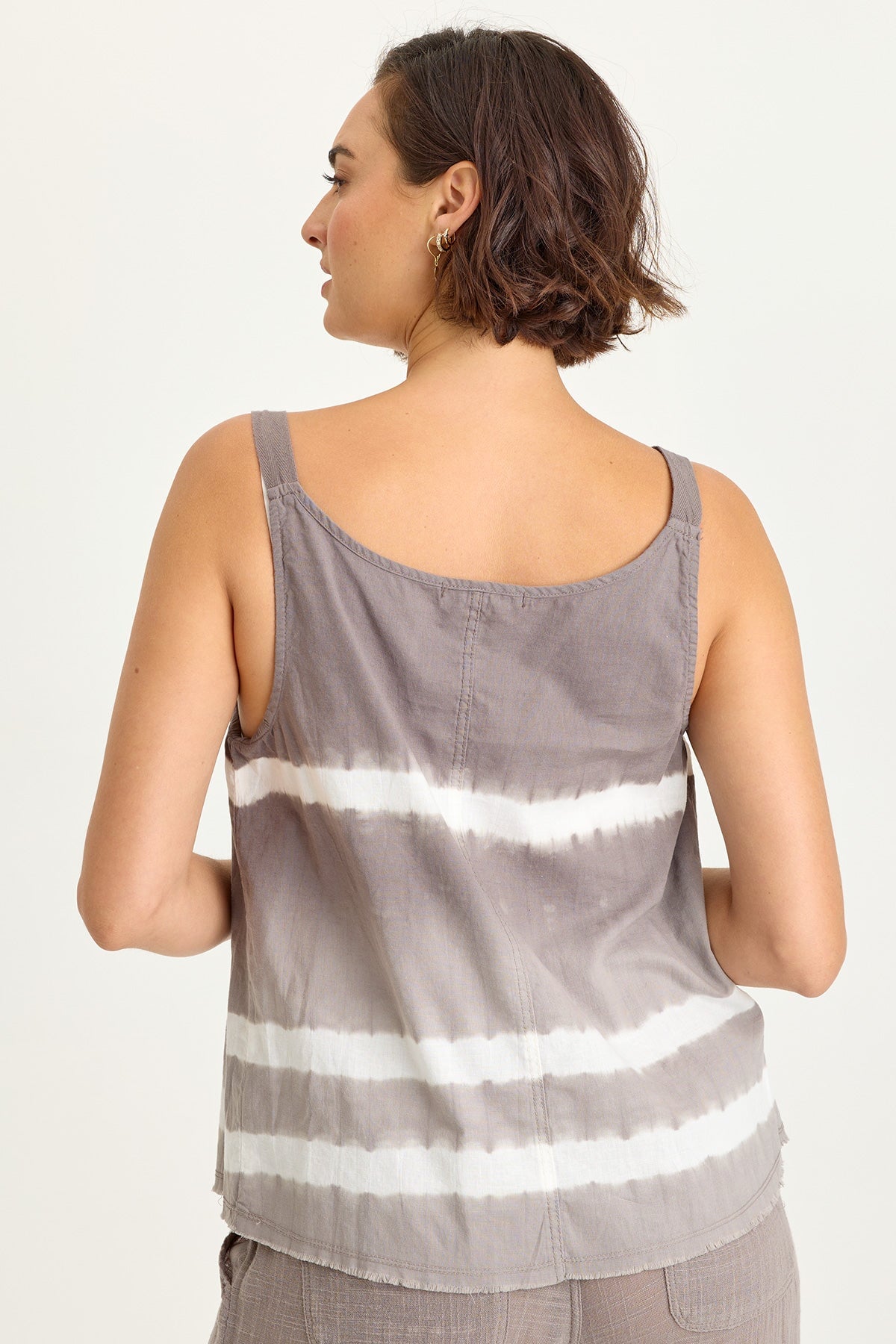 Wearables Shawnie Flowy Linen Pintuck Tank Caravel Wash Neutral - XCVI