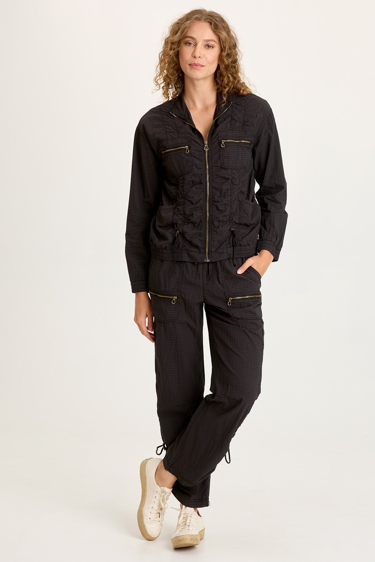 Trotter Textured Side Cinch Pull-On Pant Black - XCVI