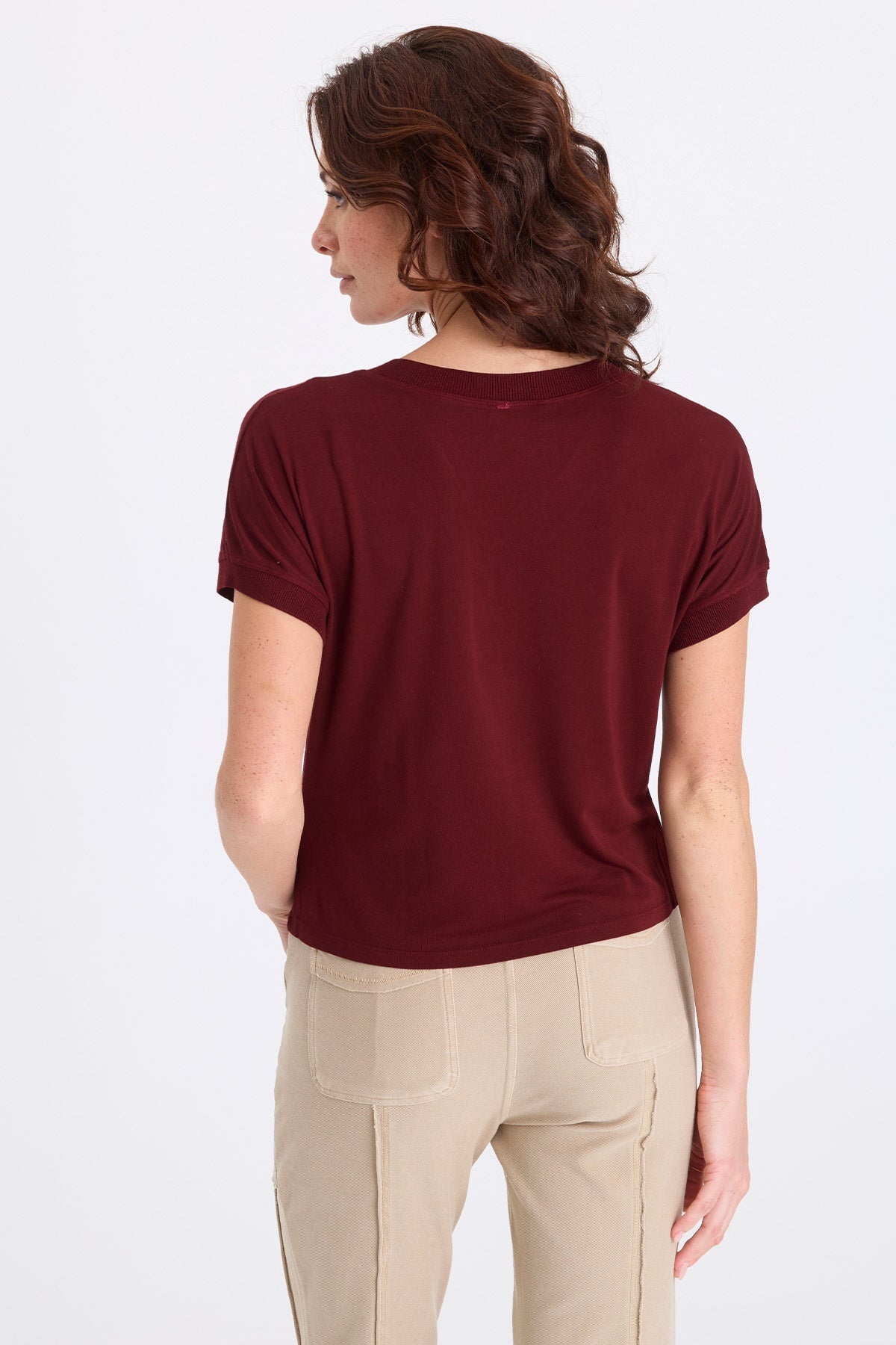 Sergius Jersey V-Neck Tee Twinberry - XCVI
