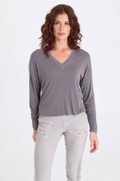 Noor Jersey V-Neck Long Sleeve Top Nebulous Pigment - XCVI