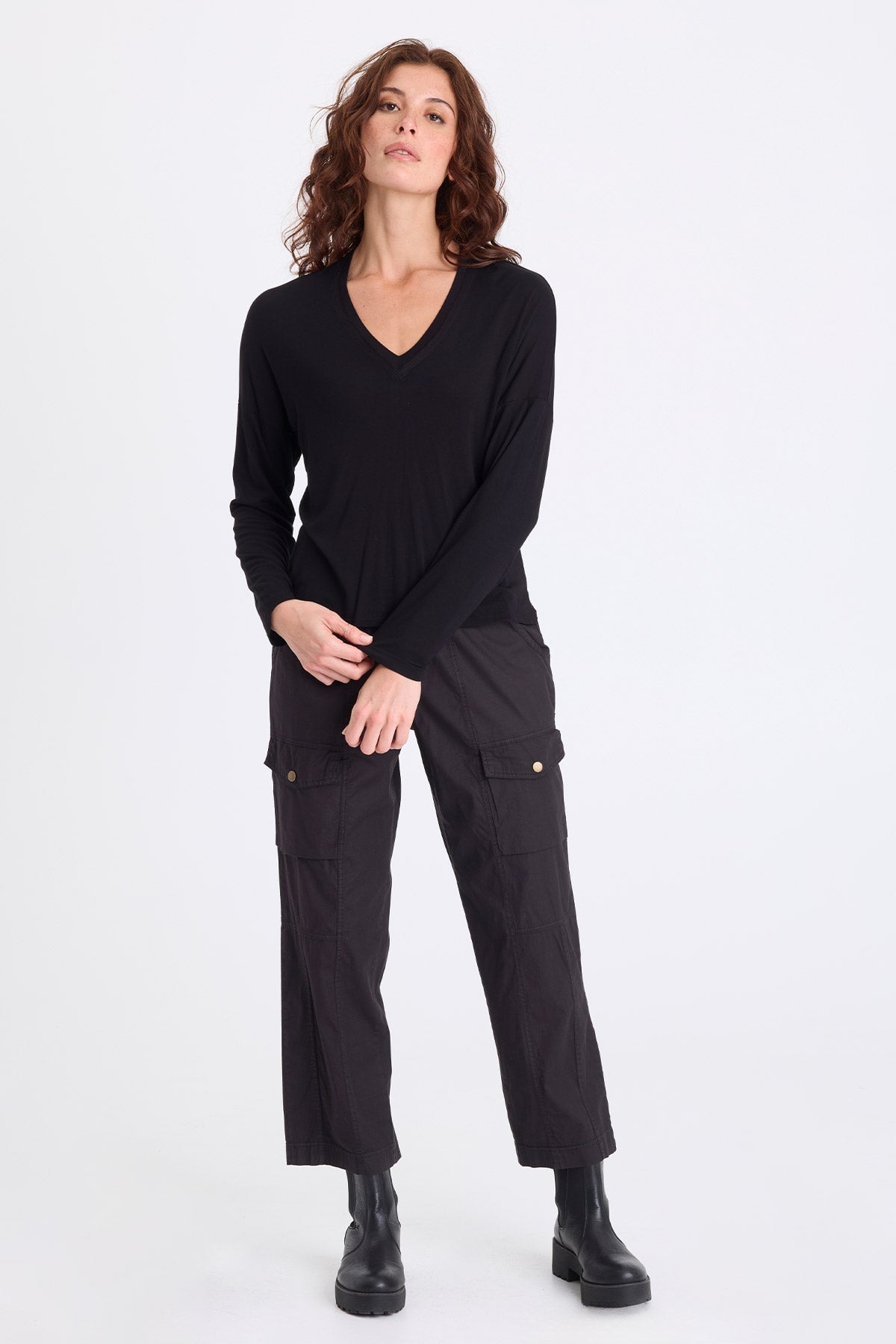 Noor Jersey V-Neck Long Sleeve Top Black - XCVI