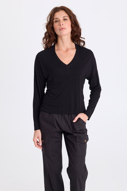 Noor Jersey V-Neck Long Sleeve Top Black - XCVI