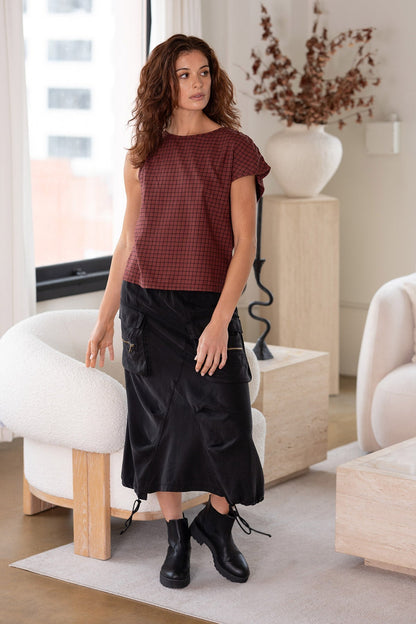 Cyran Soft Twill Cinch Hem Cargo Skirt Black - XCVI