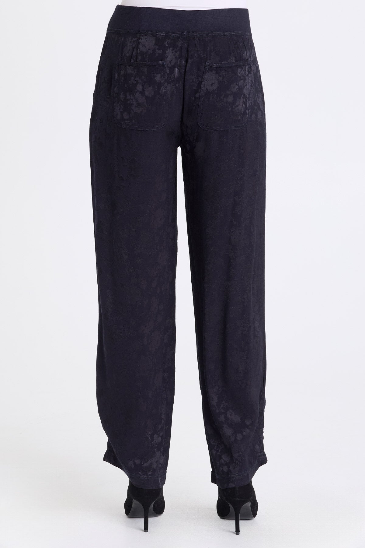 Tarquin Textured Satin Pleated Leg Pull-On Pant Midnight Blue - XCVI