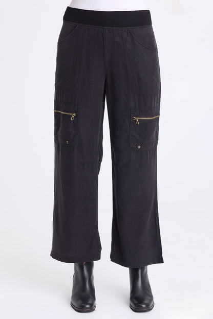 Odran Soft Twill Zippered Cargo Pockets Subtle Wide Leg Pant Black - XCVI