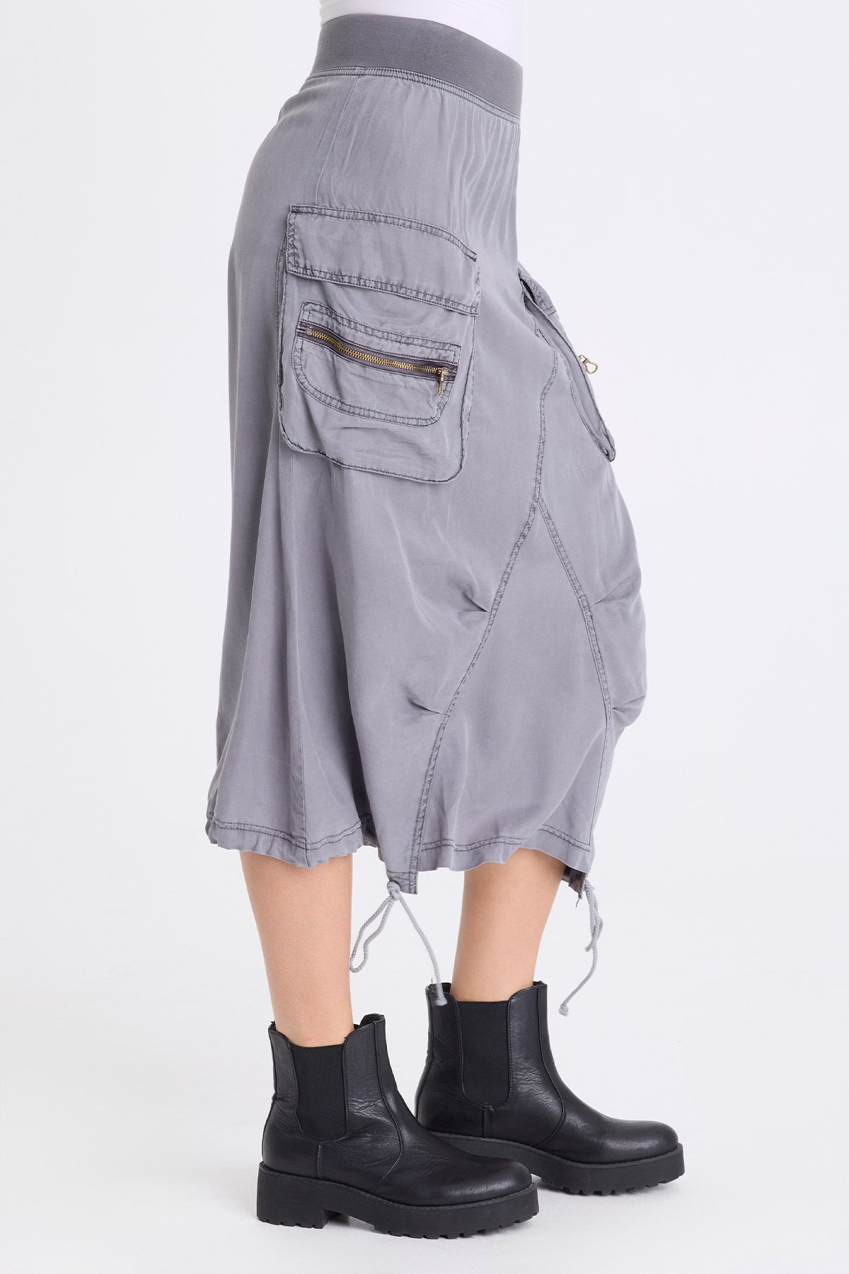 Cyran Soft Twill Cinch Hem Cargo Skirt Nebulous Pigment - XCVI