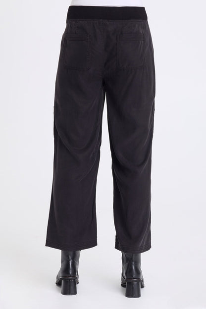 Odran Embroidered Soft Twill Zippered Cargo Pockets Subtle Wide Leg Pant Black - XCVI