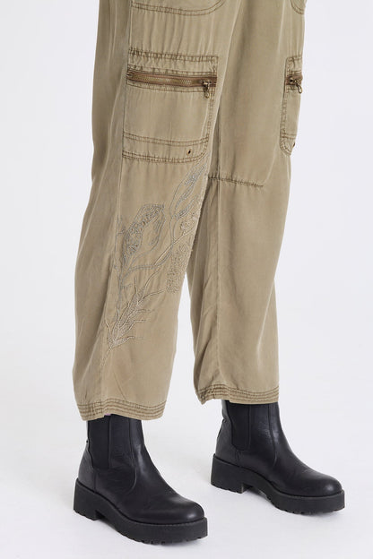 Odran Embroidered Soft Twill Zippered Cargo Pockets Subtle Wide Leg Pant Kombu Pigment - XCVI