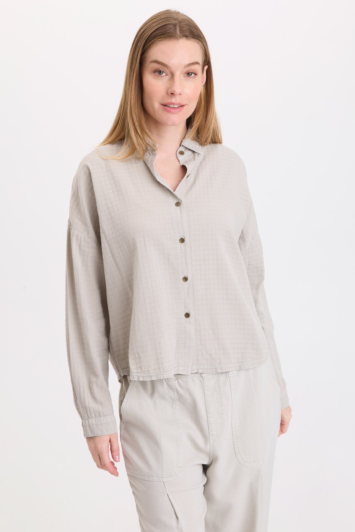 Wearables Becknir Basket Weave Textured Button-Up Top Whitecap Pigment - XCVI