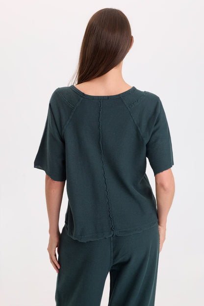 Wearables Analie Crepe-Knit Short Sleeve Top Vining Ivy Pigment - XCVI