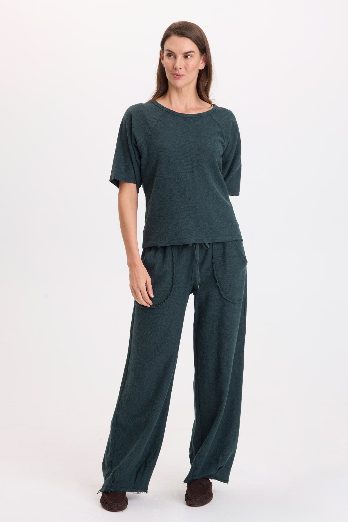 Wearables Himesh Crepe-Knit Pleated Leg Pant Vining Ivy Pigment - XCVI