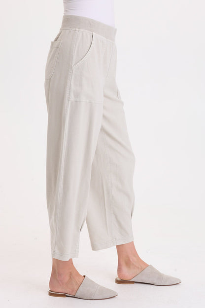 Wearables Festus Twill Tapered Pleated Hem Pull-On Crop Whitecap Pigment - XCVI
