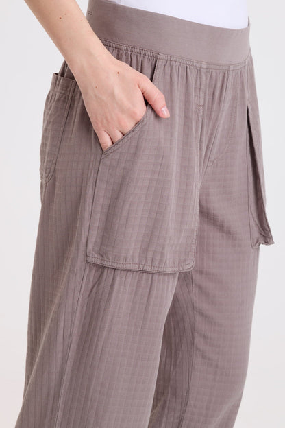 Wearables Robbie Basket-Weave Textured Relaxed Pant Poppy Seed - XCVI