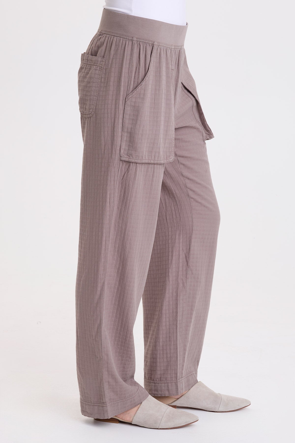 Wearables Robbie Basket-Weave Textured Relaxed Pant Poppy Seed - XCVI