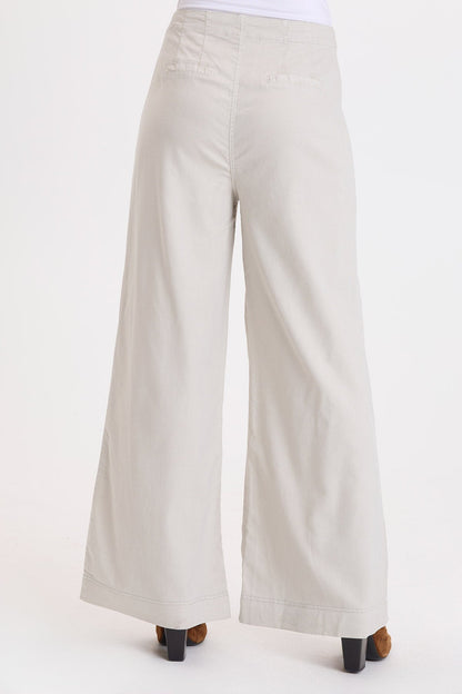 Wearables Townes Twill Trouser Whitecap Pigment - XCVI