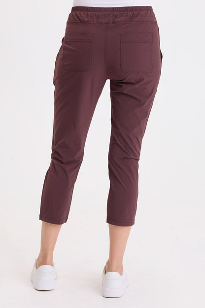 Wearables Rhodes 4-Way Stretch Ruched Leg Cropped Legging Vixen - XCVI
