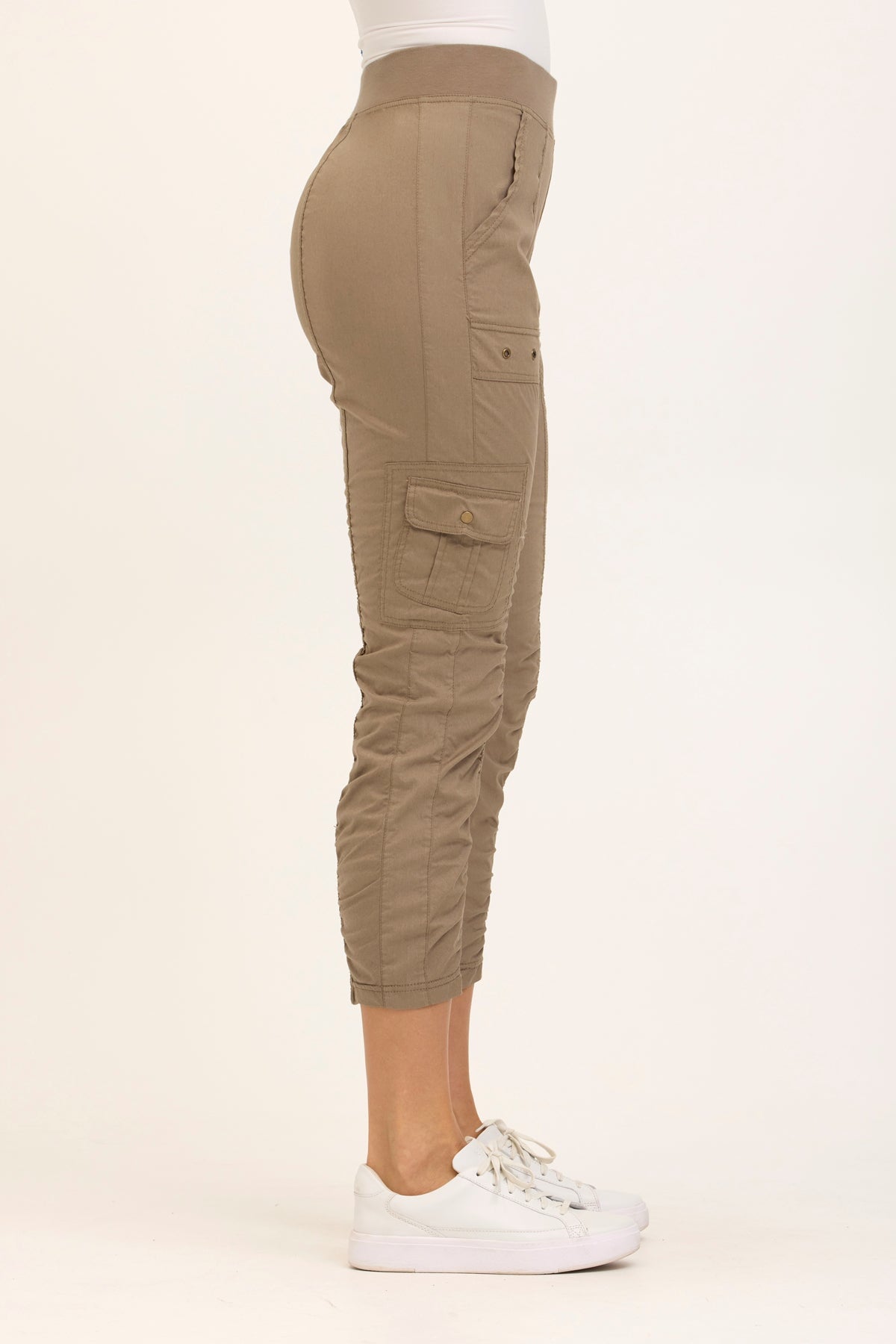 Wearables Tilton Stretch Poplin Ruched Crop Skinny Pant Truffle - XCVI