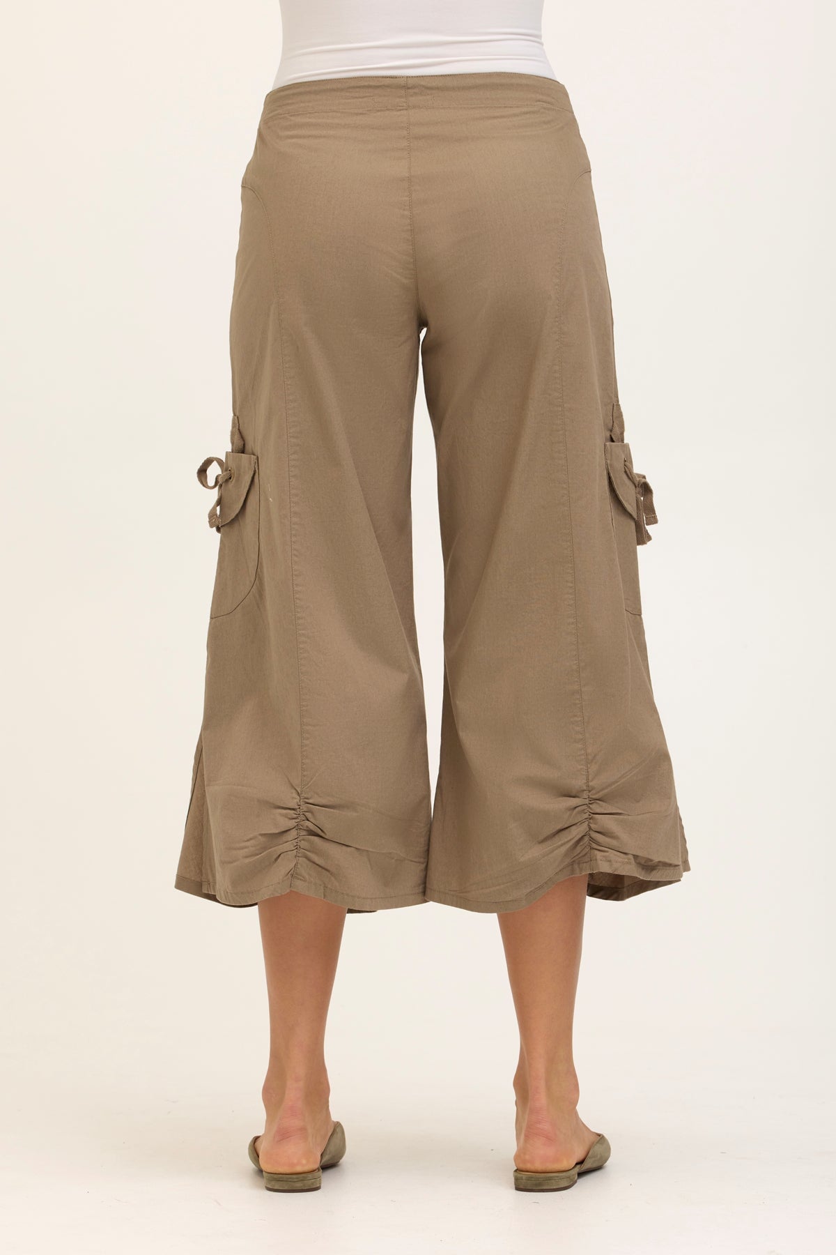 Wearables Core Cargo Gaucho Crop Stretch Poplin Pant Truffle - XCVI