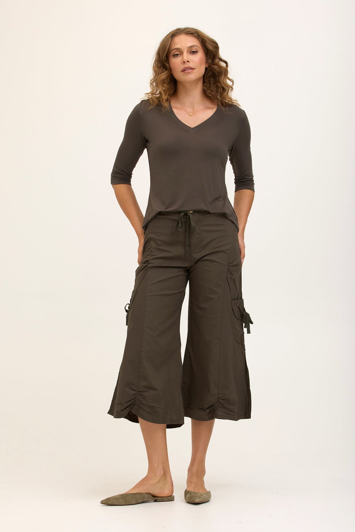 Wearables Core Cargo Gaucho Crop Stretch Poplin Pant Olive - XCVI