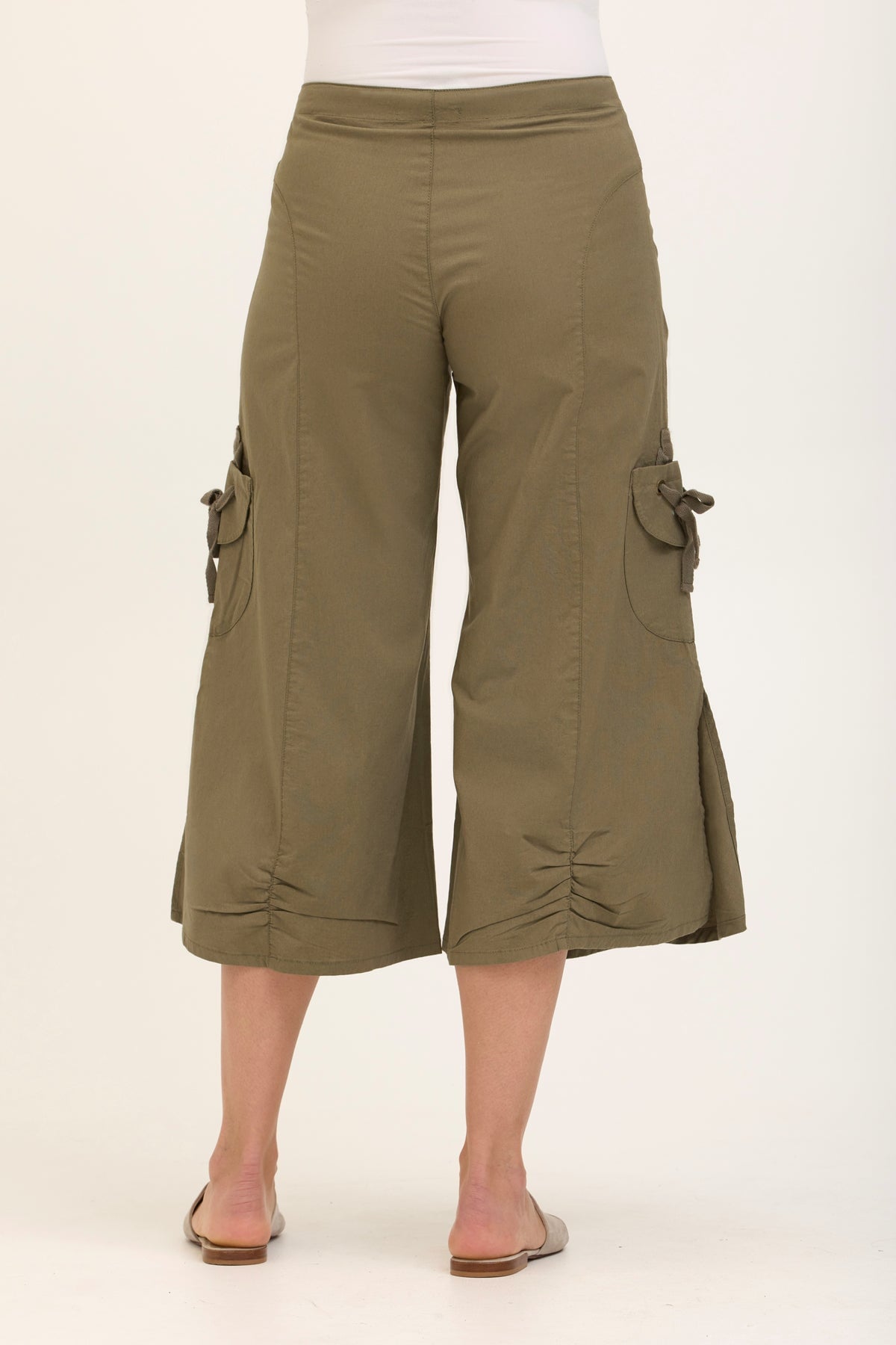 Wearables Core Cargo Gaucho Crop Stretch Poplin Pant Hillside - XCVI