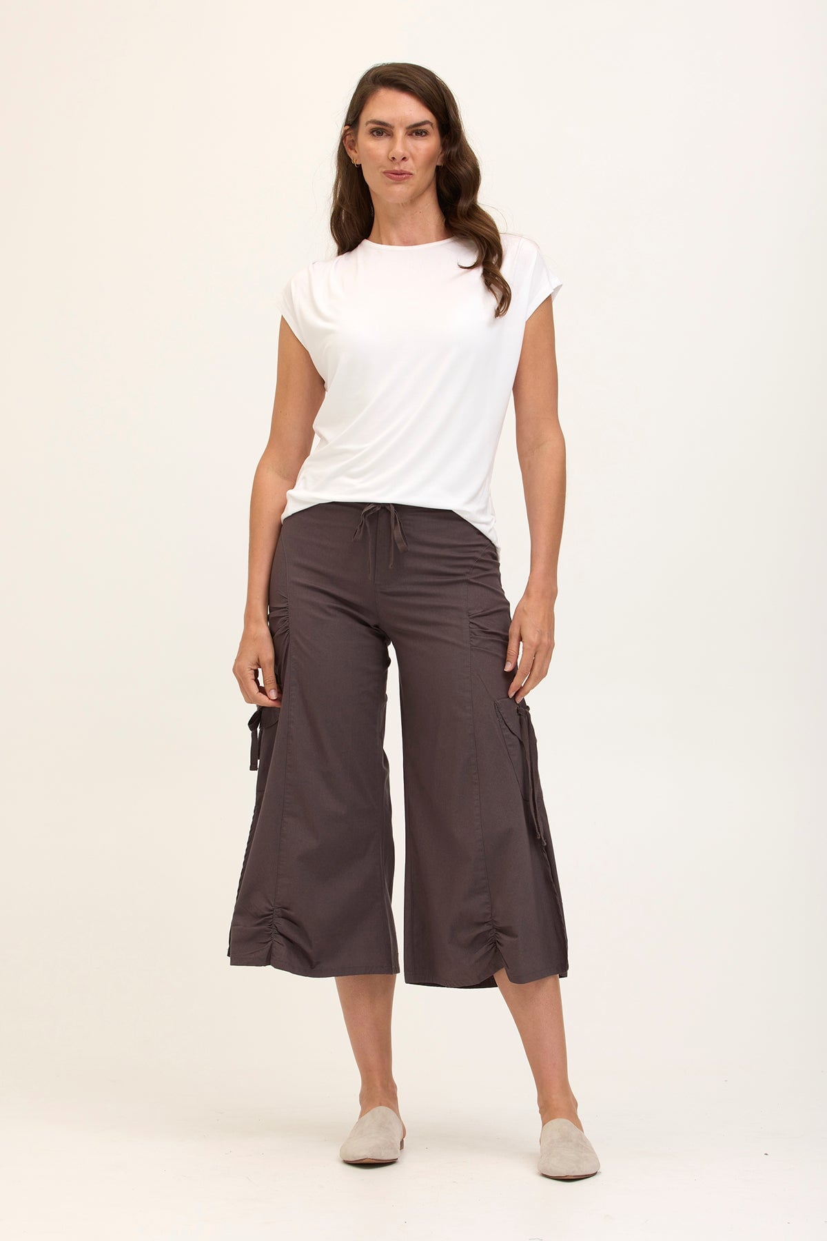 Wearables Core Cargo Gaucho Crop Stretch Poplin Pant Charcoal - XCVI