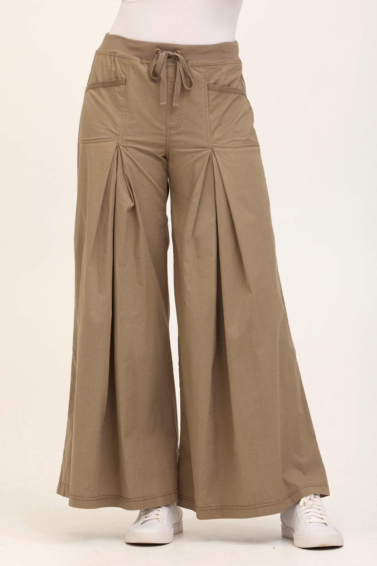 Wearables Core Zorba Stretch Poplin Box-Pleat Wide-Leg Pant Truffle - XCVI