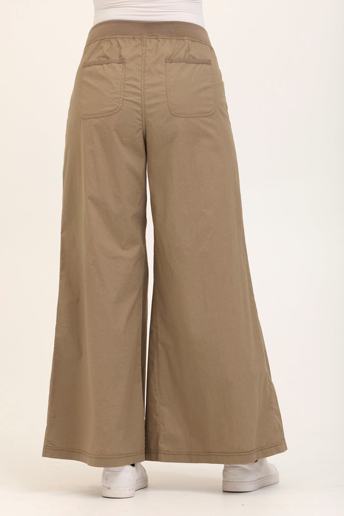Wearables Core Zorba Stretch Poplin Box-Pleat Wide-Leg Pant Truffle - XCVI