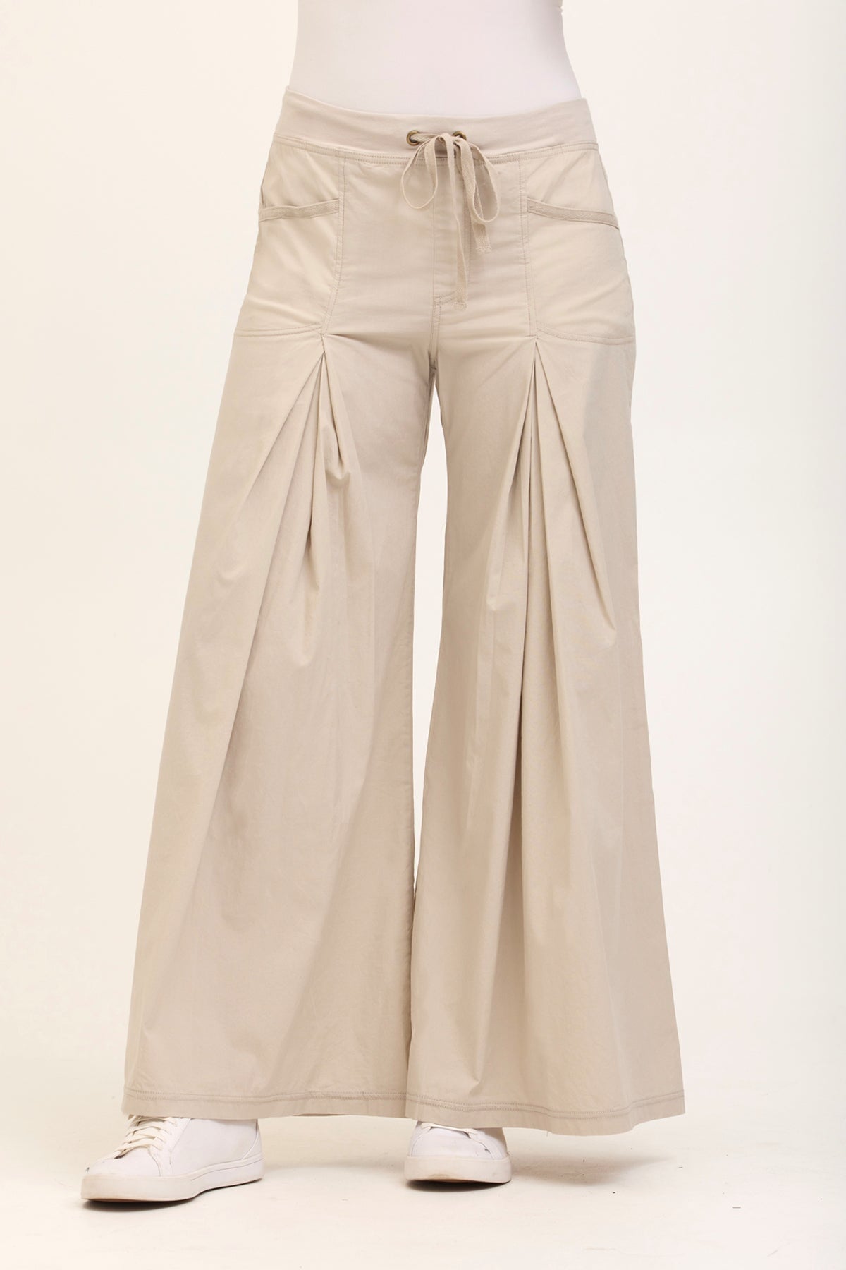 Wearables Core Zorba Stretch Poplin Box-Pleat Wide-Leg Pant Silverstone - XCVI