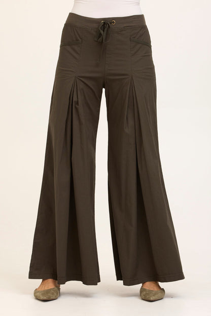 Wearables Core Zorba Stretch Poplin Box-Pleat Wide-Leg Pant Olive - XCVI