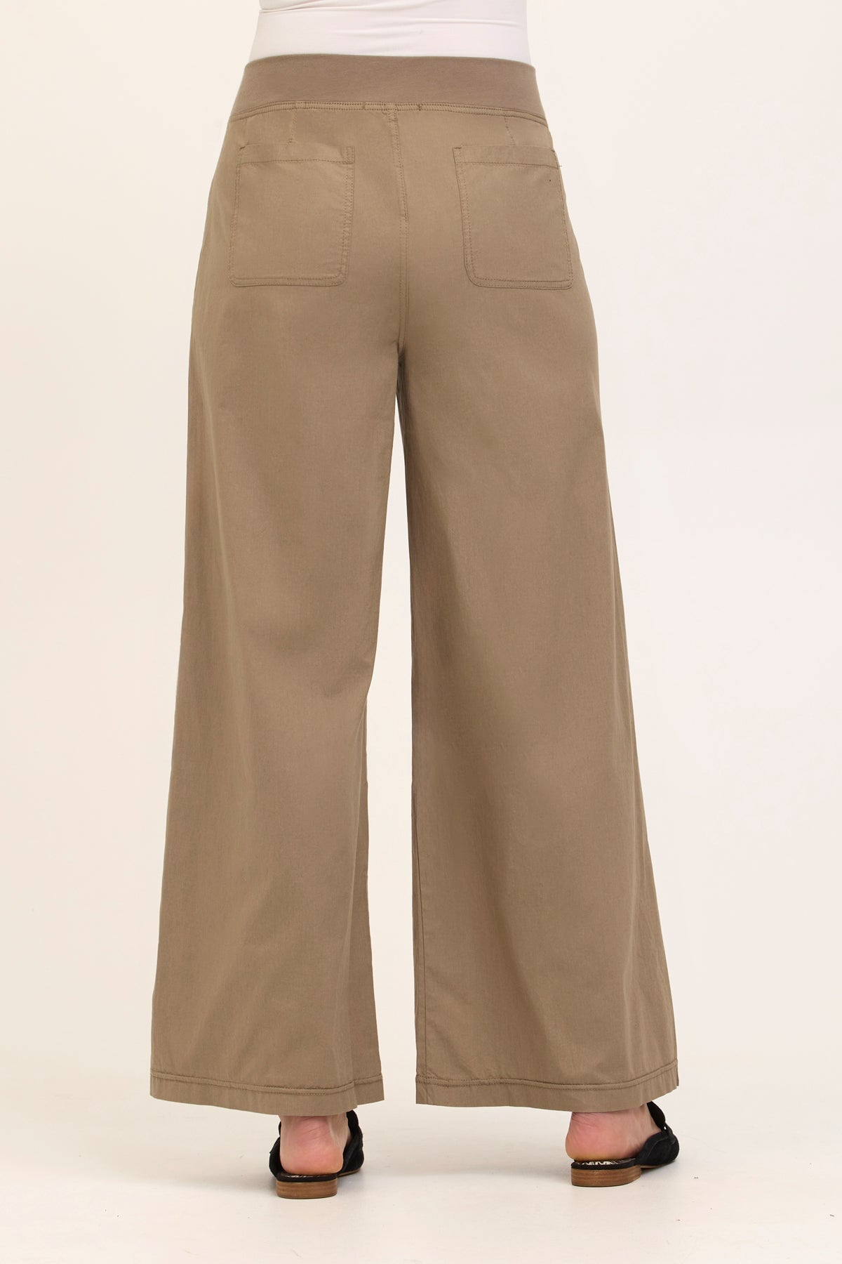 Wearables Core Dacia Stretch Poplin Wide Leg Pull-On Pant Truffle - XCVI