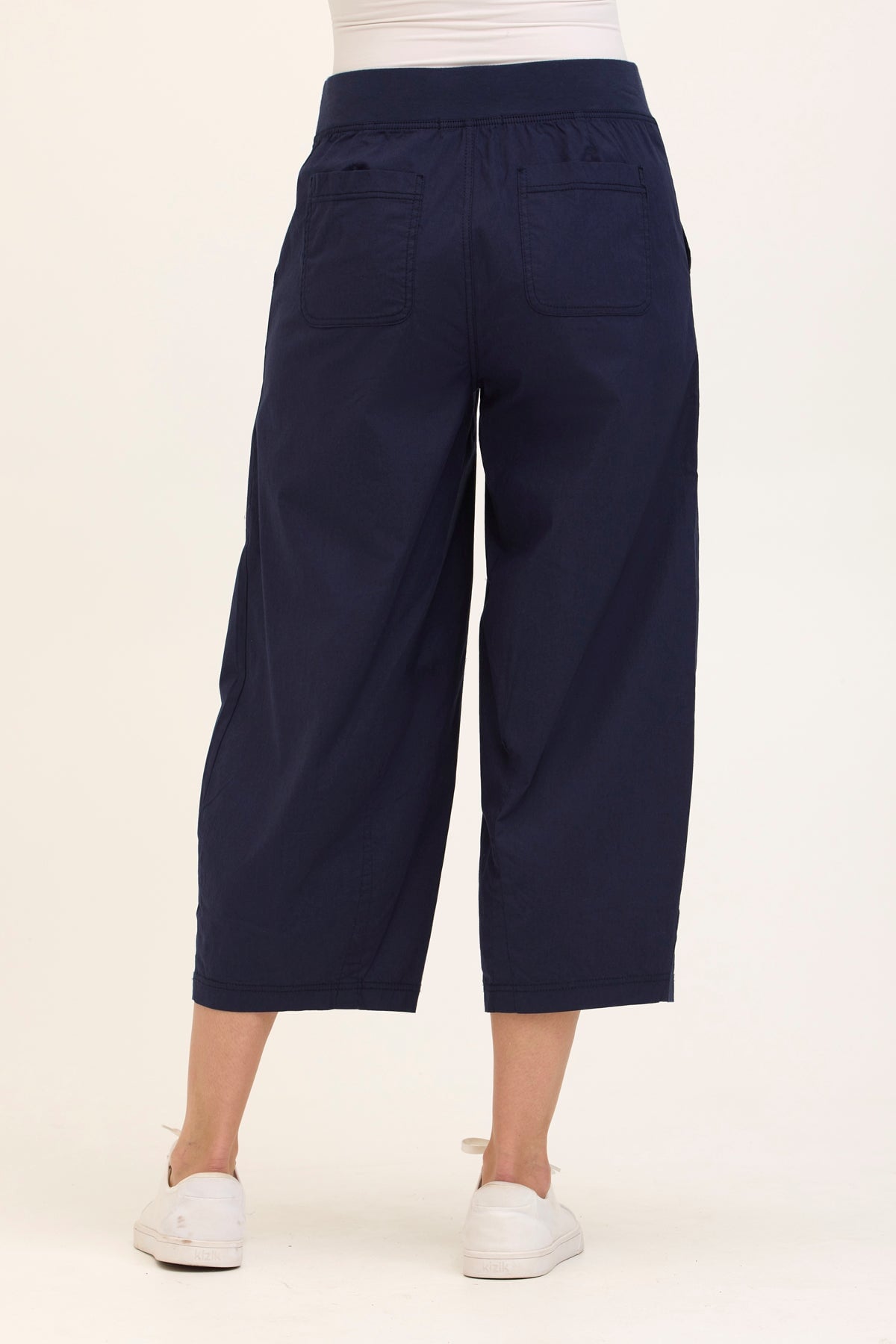 Benson Stretch Poplin Pull-On Waist Barrel Crop Pant Navy - XCVI