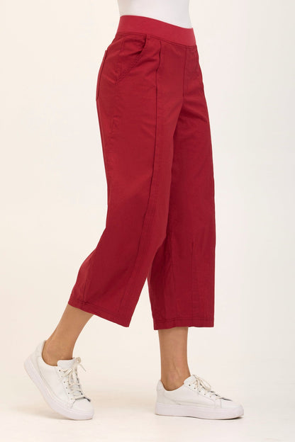Benson Stretch Poplin Pull-On Waist Barrel Crop Pant Crimson - XCVI