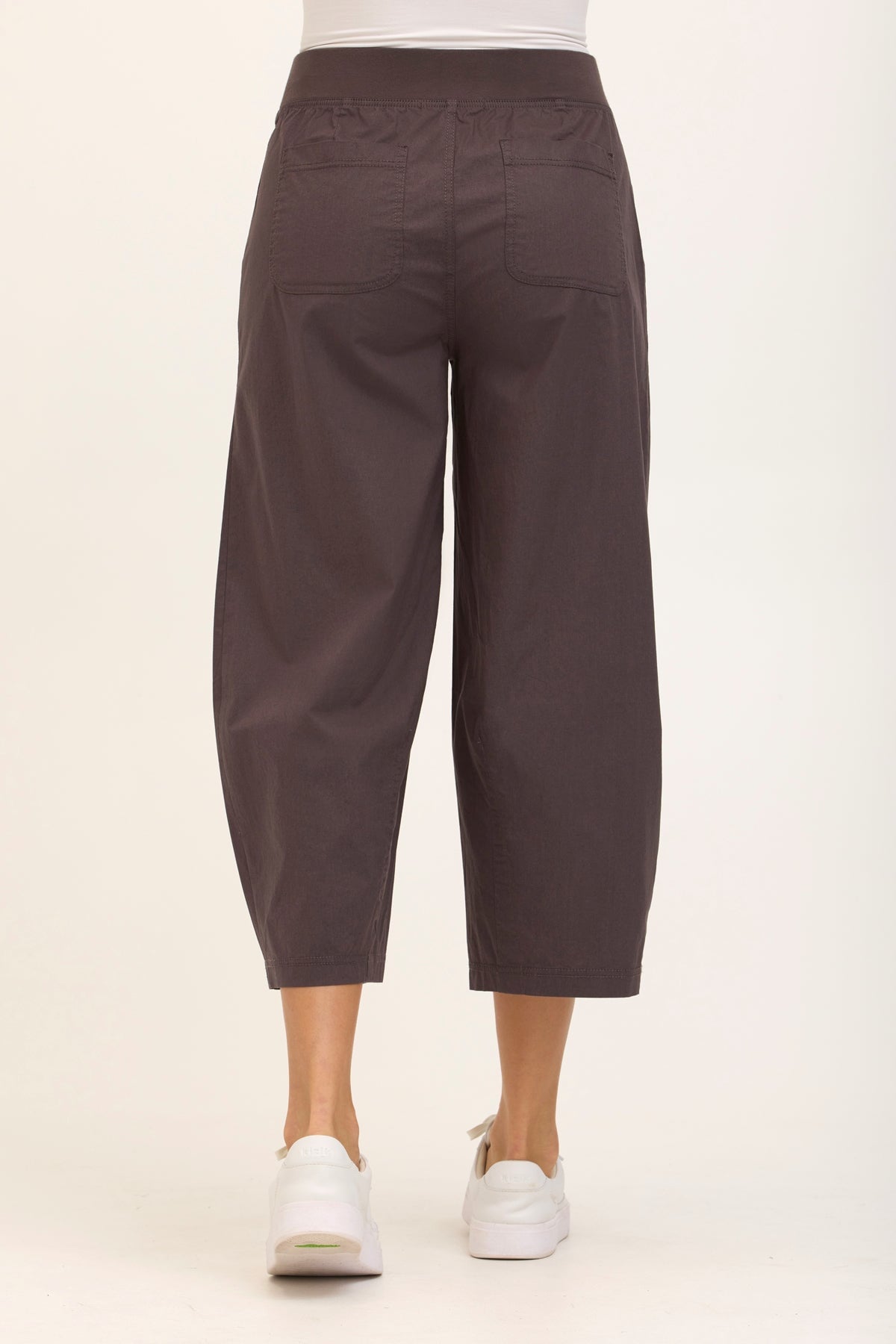 Benson Stretch Poplin Pull-On Waist Barrel Crop Pant Charcoal - XCVI