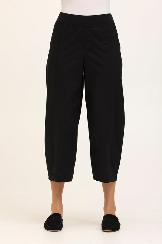 Benson Stretch Poplin Pull-On Waist Barrel Crop Pant Black - XCVI
