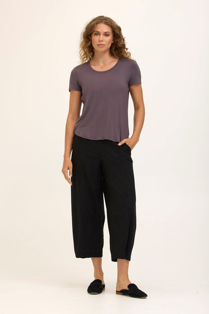 Benson Stretch Poplin Pull-On Waist Barrel Crop Pant Black - XCVI
