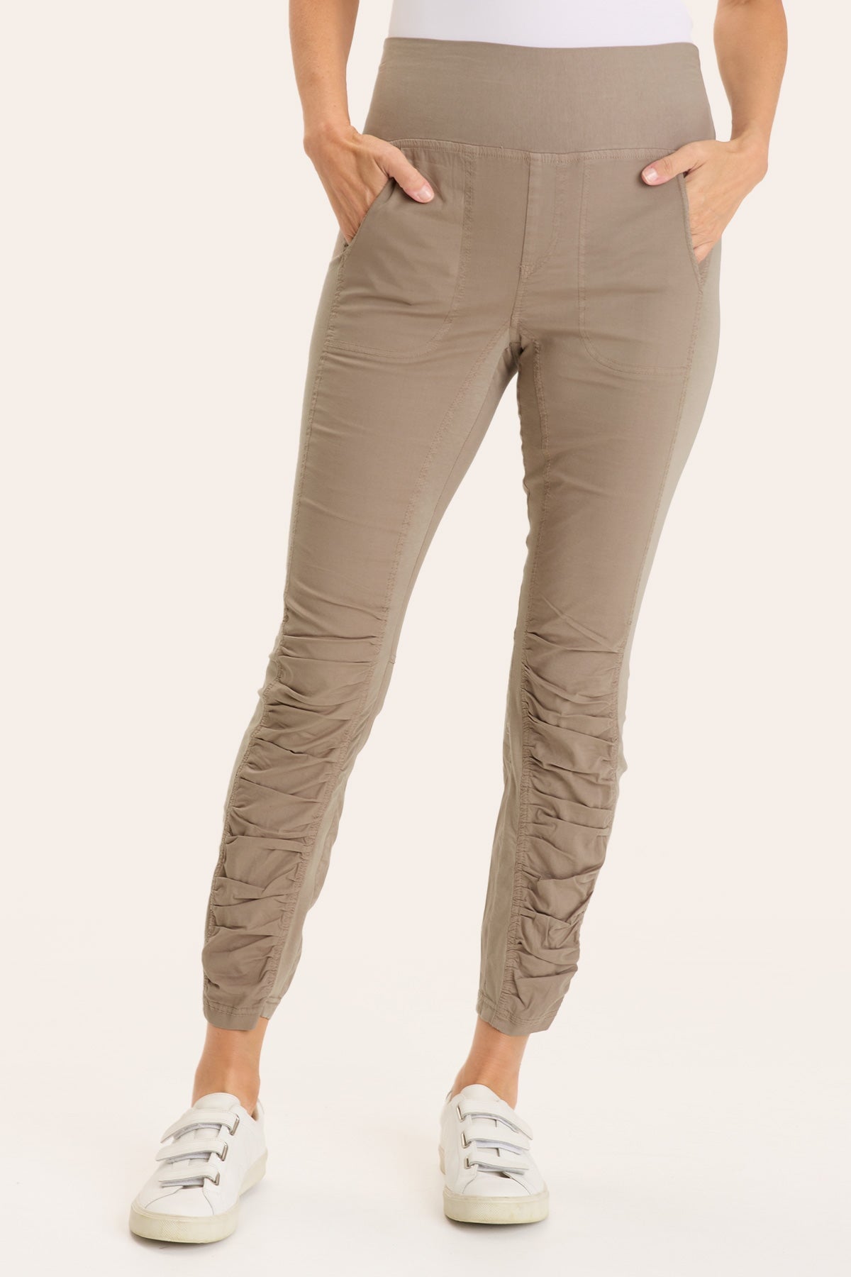 High Waist Penny Legging in Truffle  - XCVI