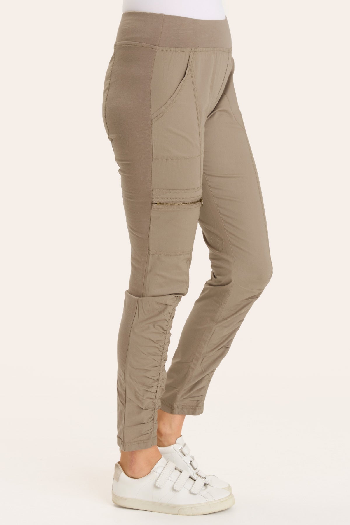 Malanda Pant in Truffle  - XCVI