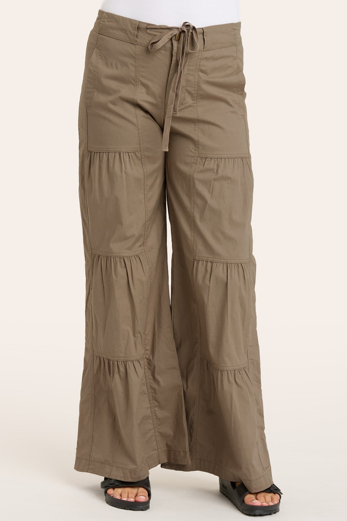 Terraced Wide Leg Pant in Truffle  - XCVI