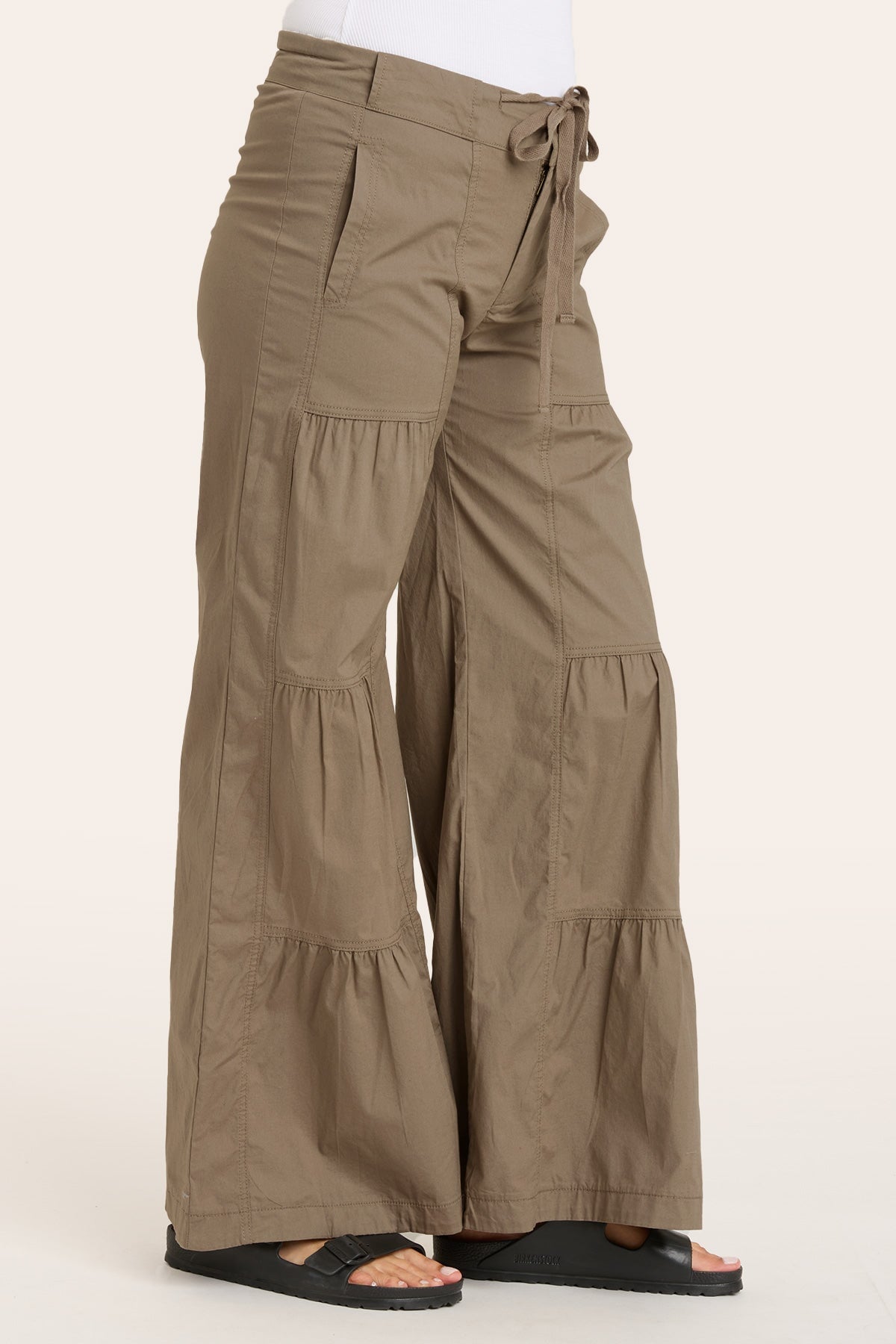Terraced Wide Leg Pant in Truffle  - XCVI