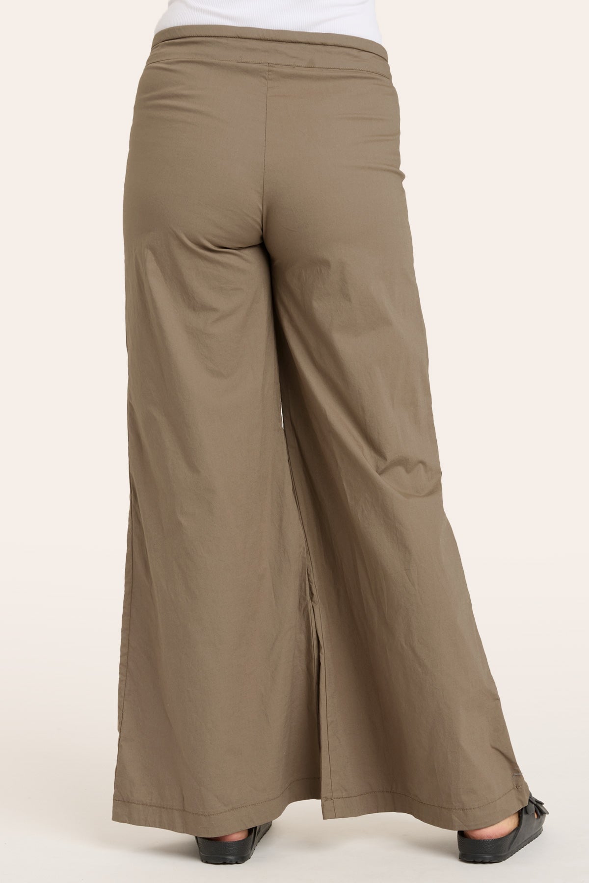 Terraced Wide Leg Pant in Truffle  - XCVI