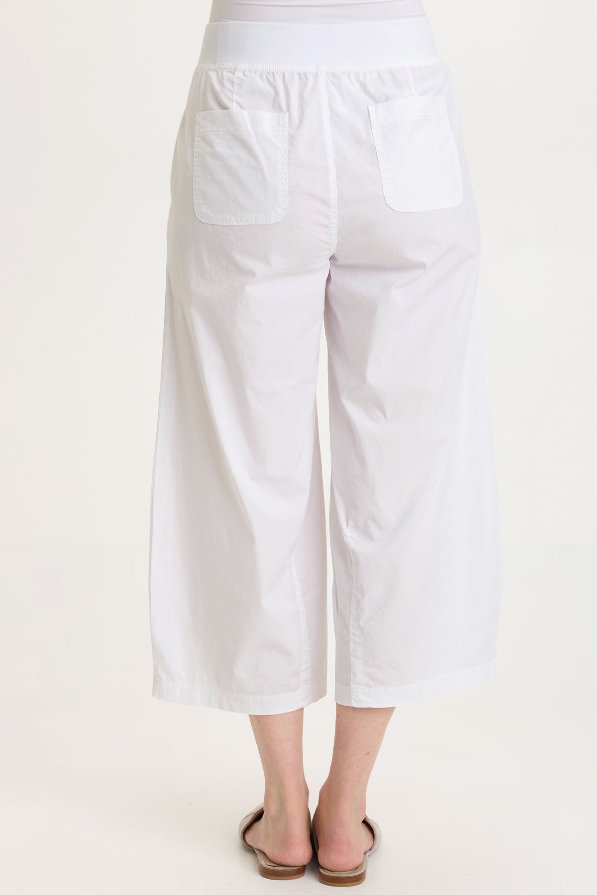 Benson Stretch Poplin Pull-On Waist Barrel Crop Pant White - XCVI