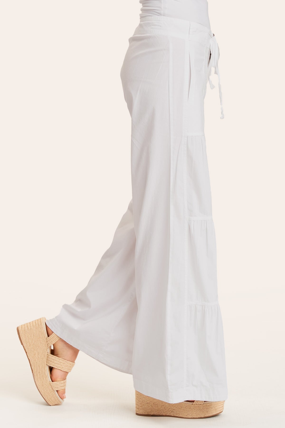 Terraced Wide-Leg Pant in White  - XCVI